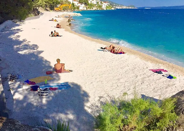 Veluni - - Free Parking Apartment