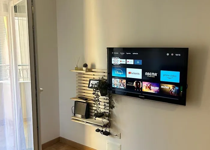 Veluni - - Free Parking Apartment