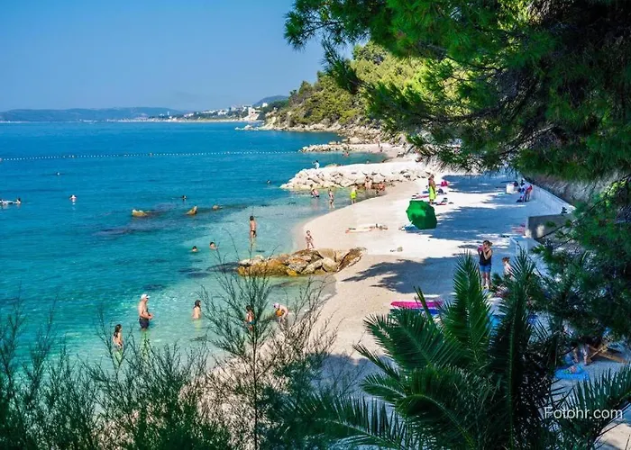 Veluni - - Free Parking * Split