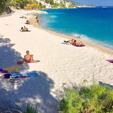 Veluni - - Free Parking Apartman